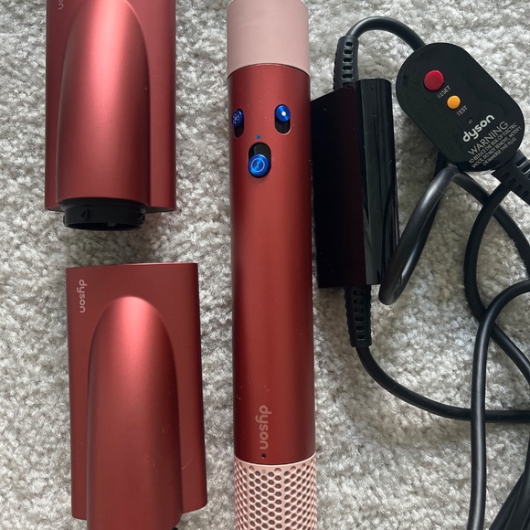 Dyson Airwrap™ multi-styler and dryer Straight+Wavy - Picture 4 of 5